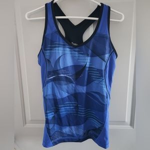 Women's racerback workout tank top